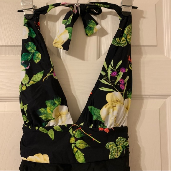 Cupshe Lost Butterfly Shirring One Piece Swimsuit - Picture 4 of 6